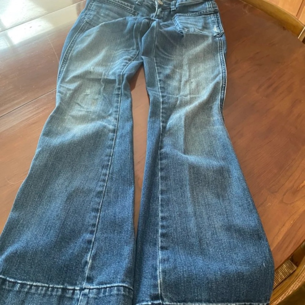 Jeans - Picture 4 of 5